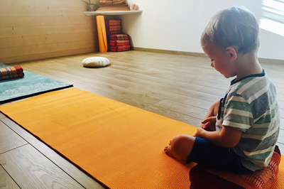 espace anahata arès cours de yoga enfants